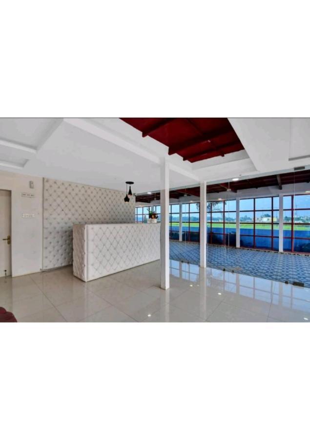 Gods County Hotels & Resorts Tarapith Exterior foto